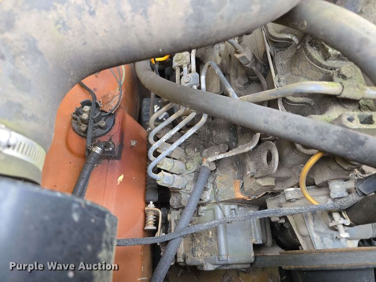 image for item EM7239 2003 New Holland LS170 skid steer loader