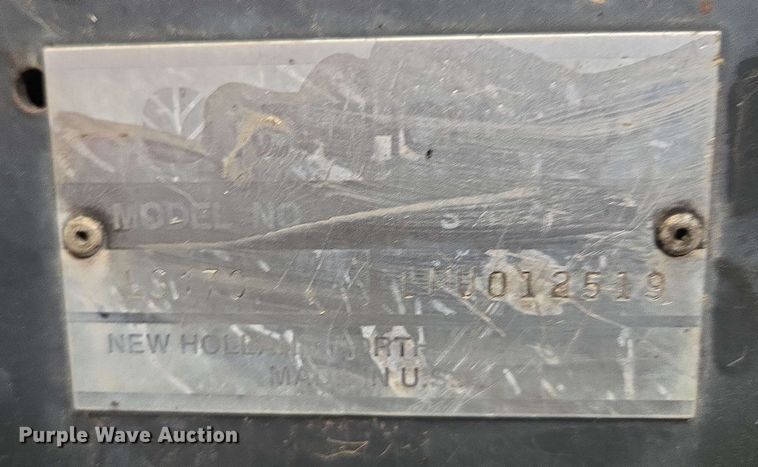 image for item EM7239 2003 New Holland LS170 skid steer loader