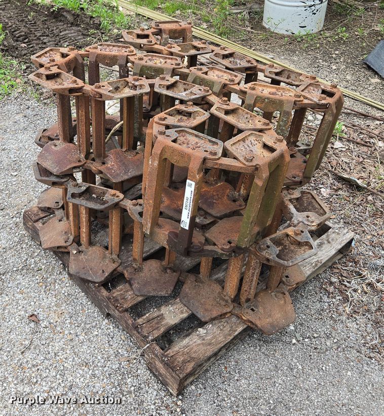 image for item EM7240 Grouser skid steer tire tracks