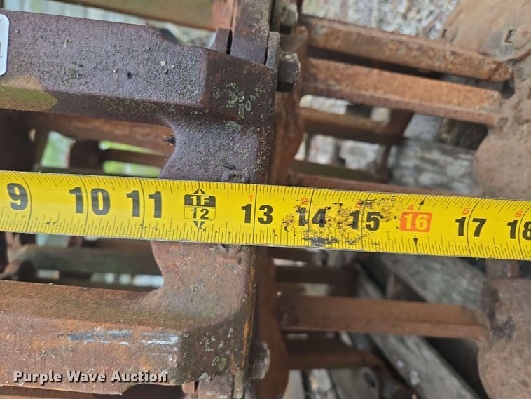 image for item EM7240 Grouser skid steer tire tracks