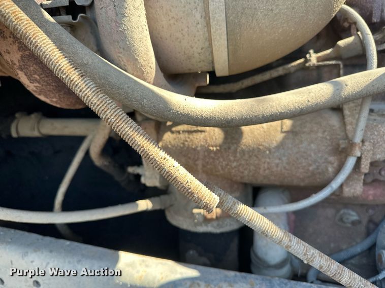 image for item EN3013 1981 International F2574 dump truck