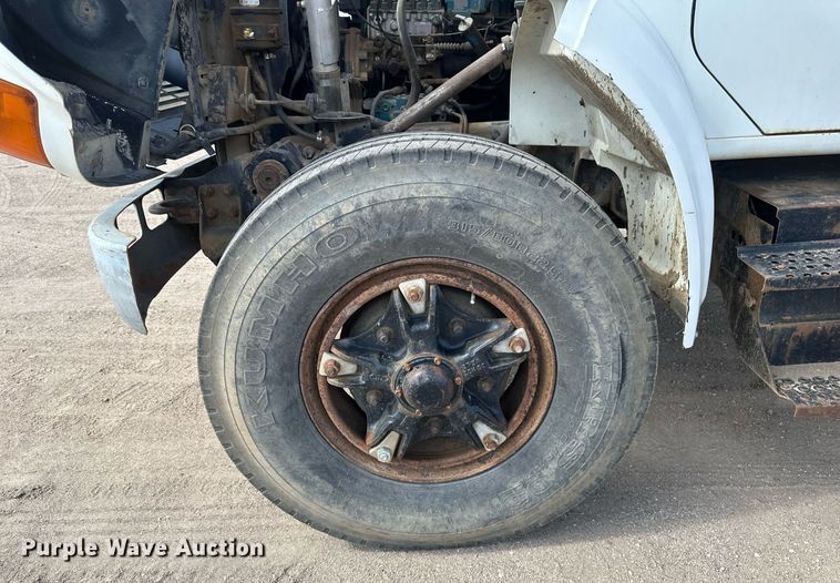 image for item EN3016 1995 International  4900 water truck