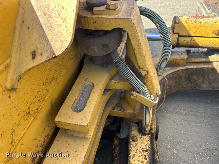 image for item EN3017 1992 Caterpillar  D4H XL dozer