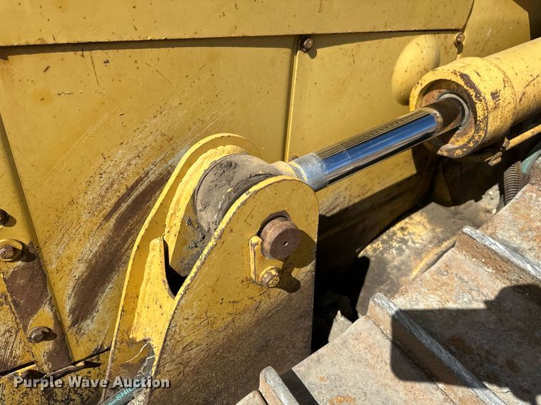 image for item EN3017 1992 Caterpillar  D4H XL dozer