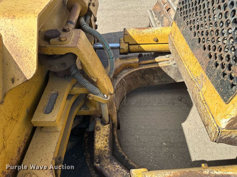 image for item EN3017 1992 Caterpillar  D4H XL dozer