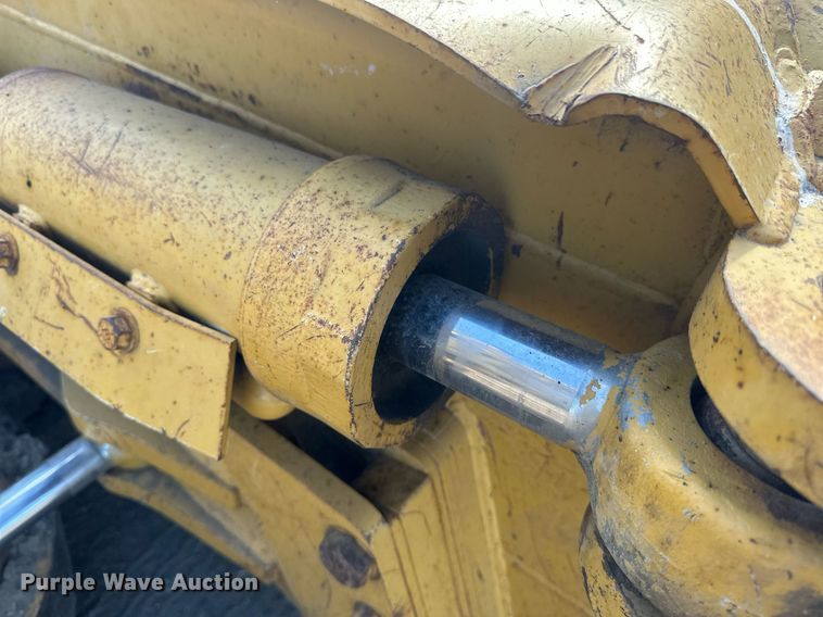 image for item EN3017 1992 Caterpillar  D4H XL dozer