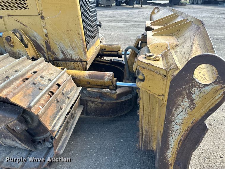 image for item EN3017 1992 Caterpillar  D4H XL dozer