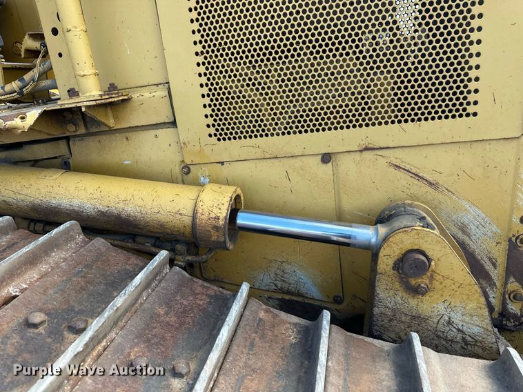 image for item EN3017 1992 Caterpillar  D4H XL dozer