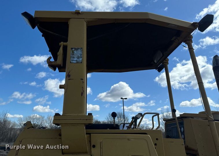 image for item EN3017 1992 Caterpillar  D4H XL dozer