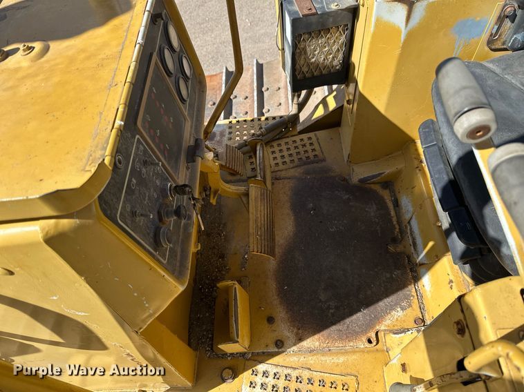 image for item EN3017 1992 Caterpillar  D4H XL dozer
