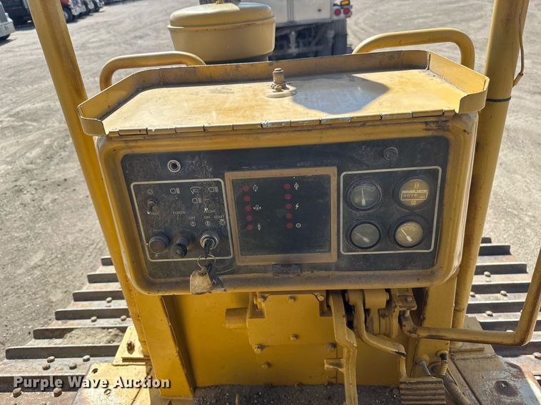 image for item EN3017 1992 Caterpillar  D4H XL dozer