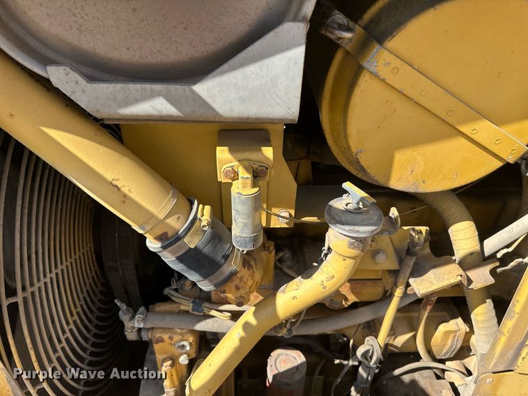 image for item EN3017 1992 Caterpillar  D4H XL dozer