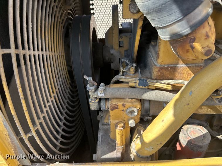 image for item EN3017 1992 Caterpillar  D4H XL dozer