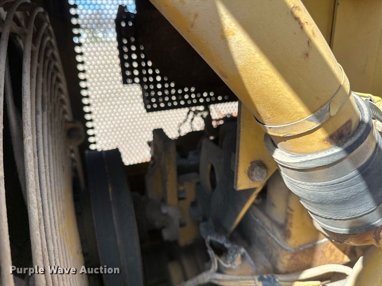 image for item EN3017 1992 Caterpillar  D4H XL dozer