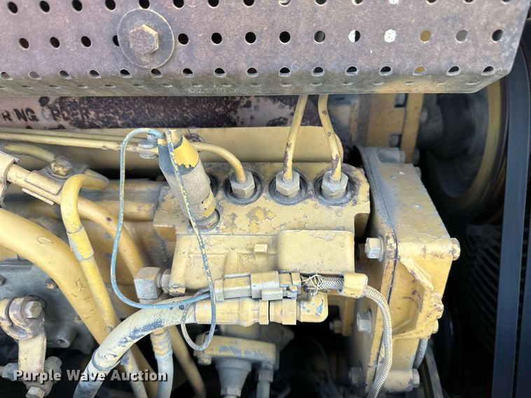 image for item EN3017 1992 Caterpillar  D4H XL dozer