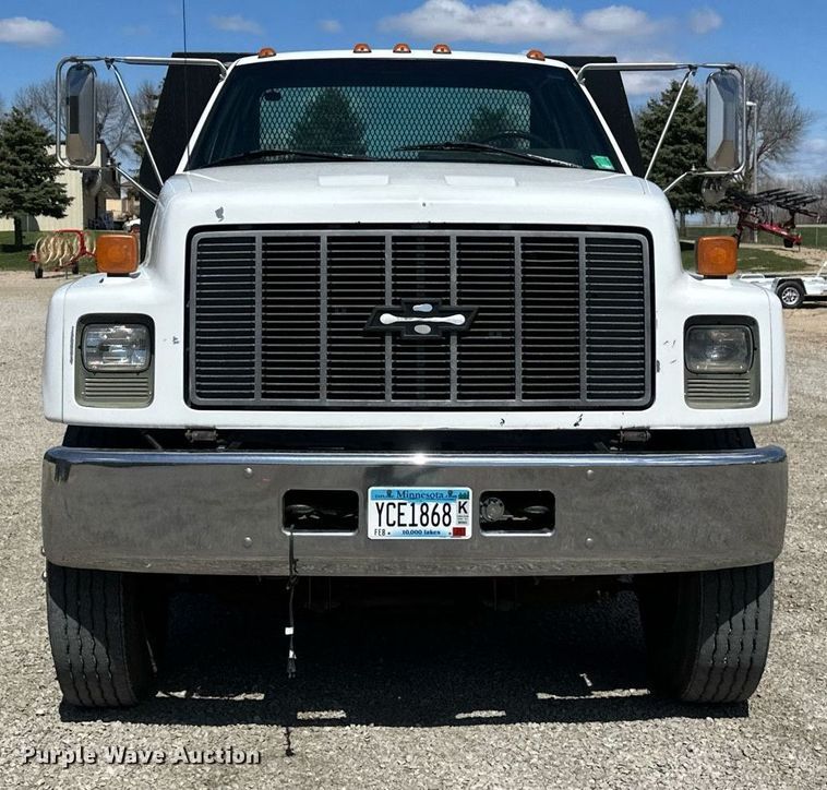 image for item EN3018 1996 Chevrolet  Kodiak  rollback truck