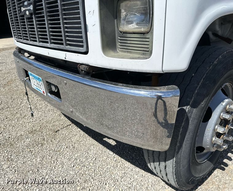 image for item EN3018 1996 Chevrolet  Kodiak  rollback truck