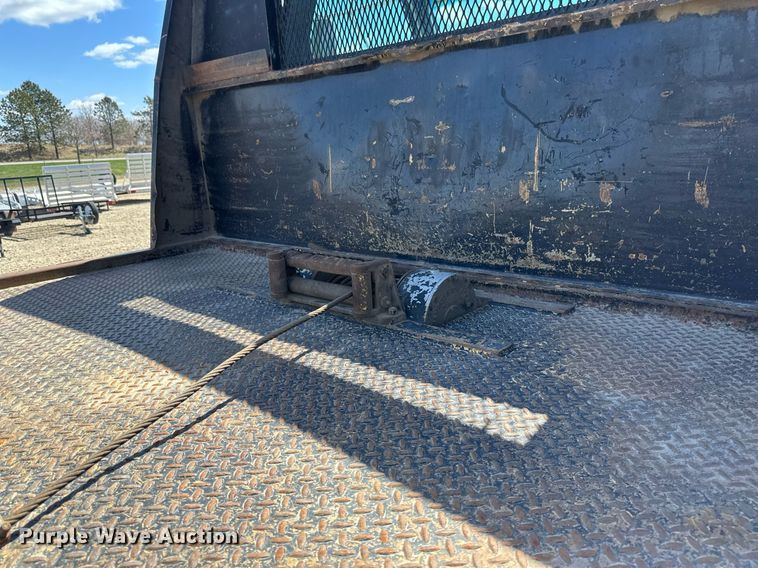 image for item EN3018 1996 Chevrolet  Kodiak  rollback truck