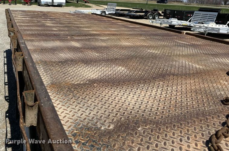 image for item EN3018 1996 Chevrolet  Kodiak  rollback truck