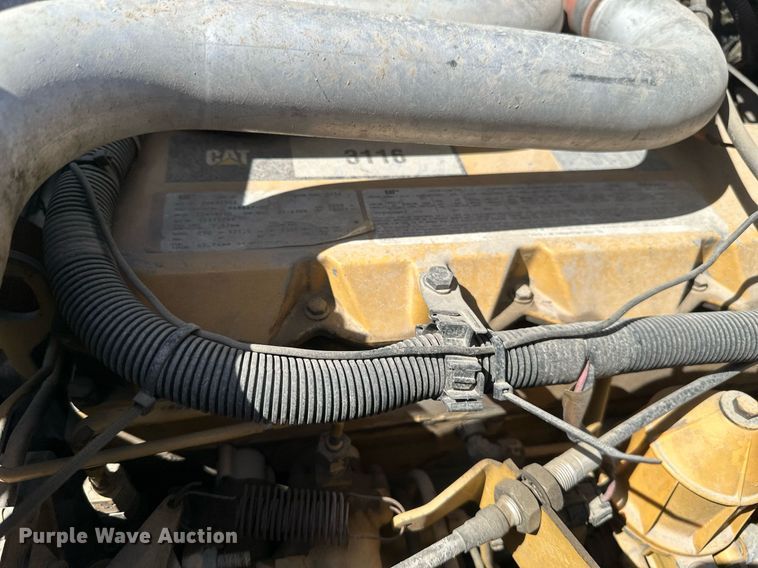 image for item EN3018 1996 Chevrolet  Kodiak  rollback truck