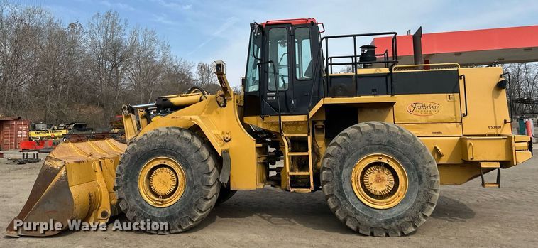 image for item EN3027 Halla 380 wheel loader