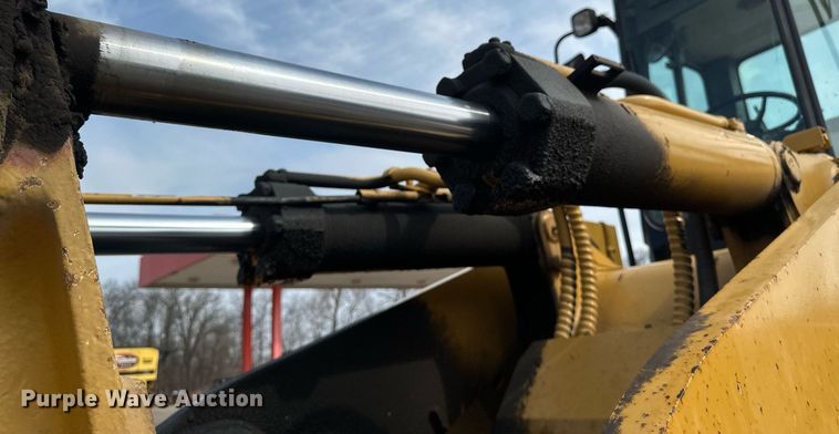 image for item EN3027 Halla 380 wheel loader