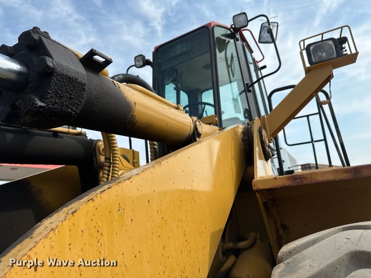 image for item EN3027 Halla 380 wheel loader