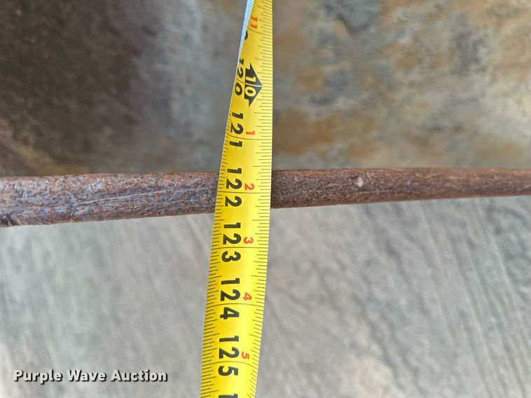 image for item EN3027 Halla 380 wheel loader