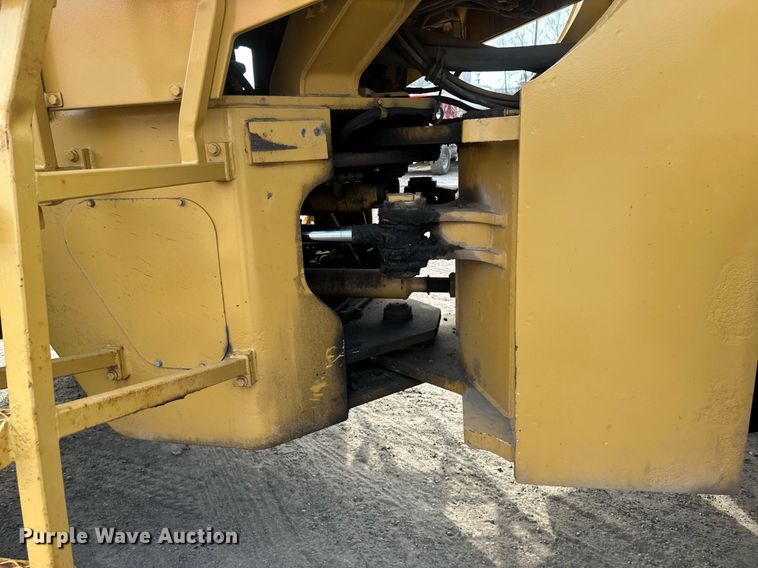 image for item EN3027 Halla 380 wheel loader