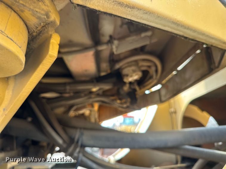 image for item EN3027 Halla 380 wheel loader