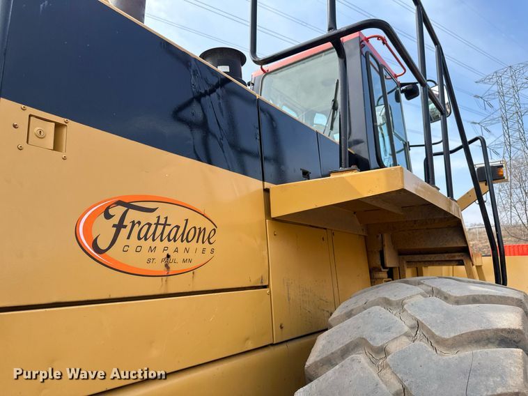 image for item EN3027 Halla 380 wheel loader