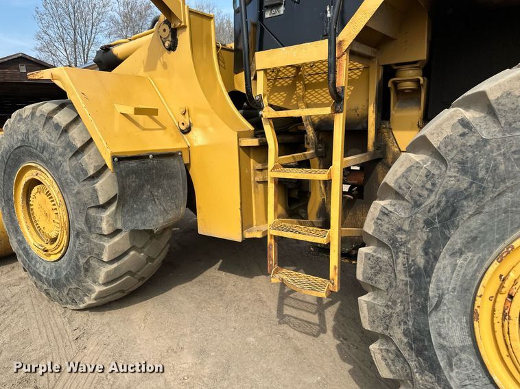 image for item EN3027 Halla 380 wheel loader