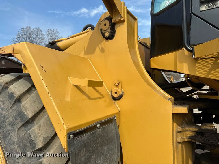image for item EN3027 Halla 380 wheel loader
