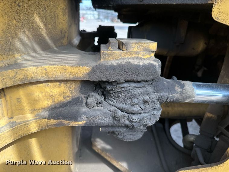 image for item EN3027 Halla 380 wheel loader