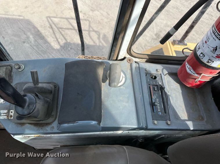 image for item EN3027 Halla 380 wheel loader