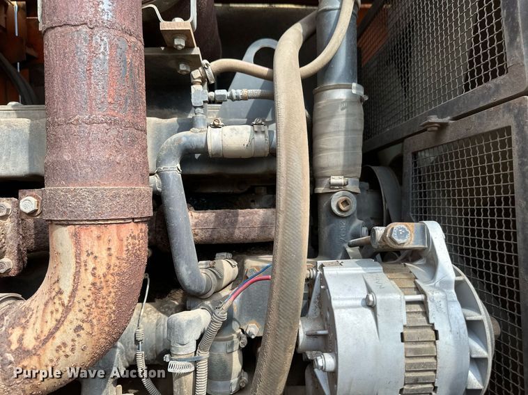 image for item EN3027 Halla 380 wheel loader