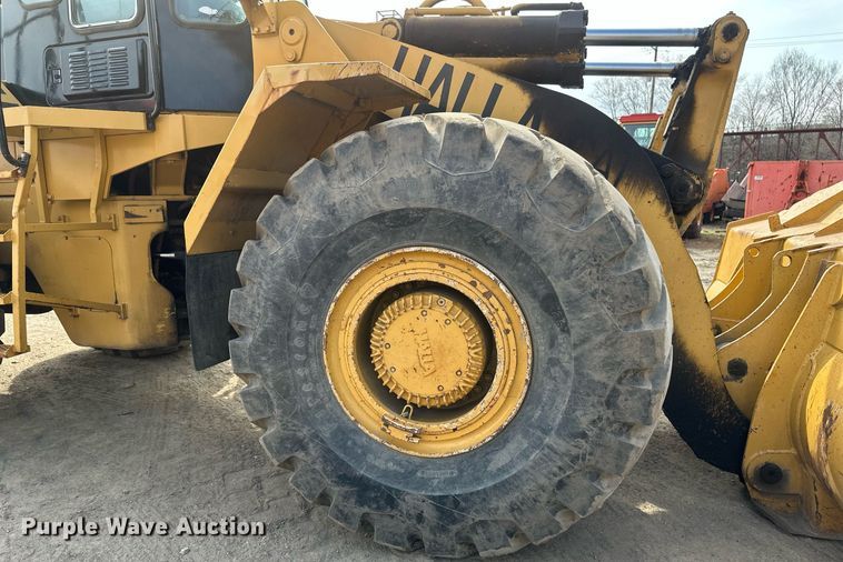 image for item EN3027 Halla 380 wheel loader