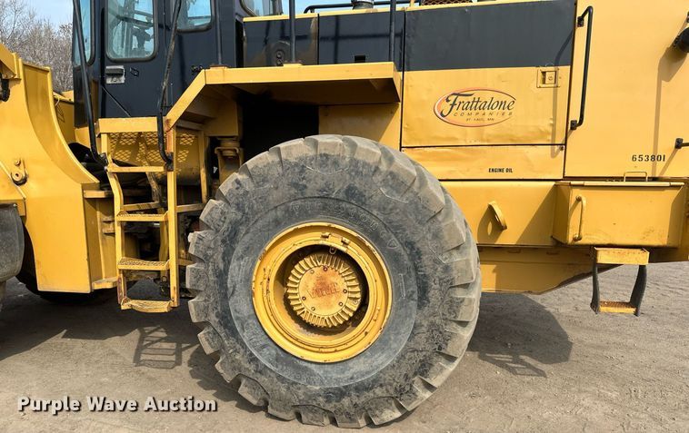 image for item EN3027 Halla 380 wheel loader