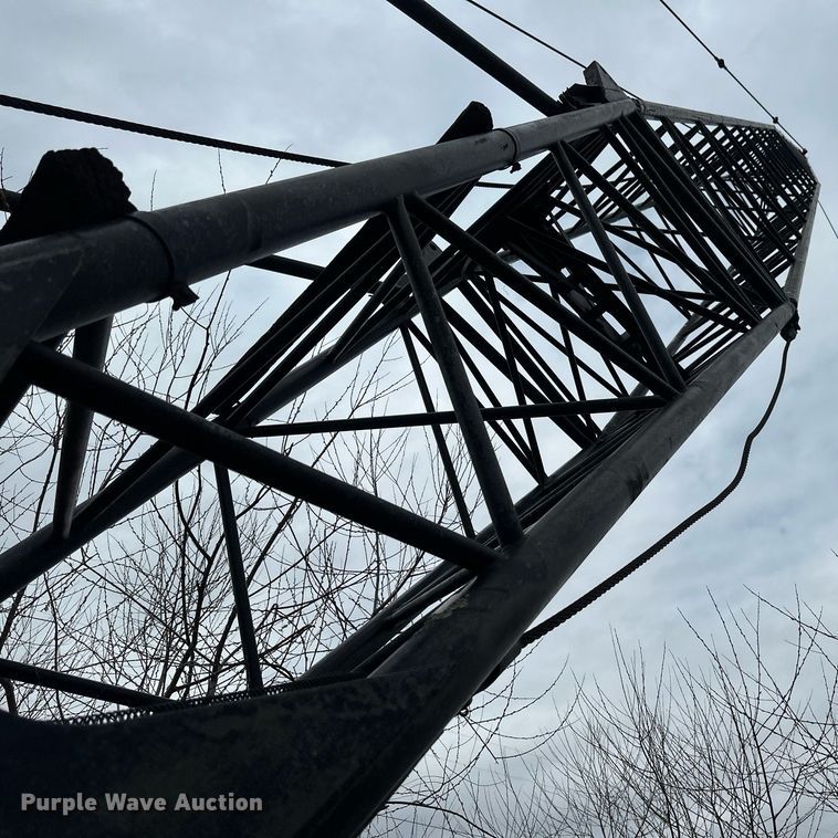 image for item EN3028 1986 American 7450 crane