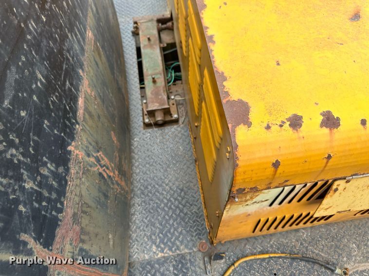 image for item EN3028 1986 American 7450 crane