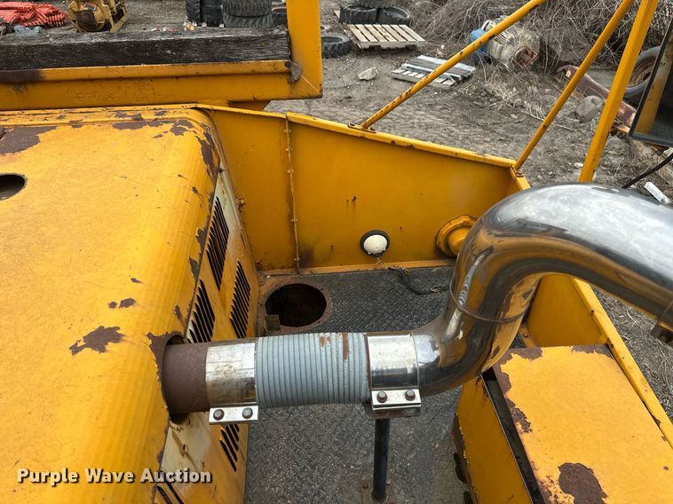 image for item EN3028 1986 American 7450 crane