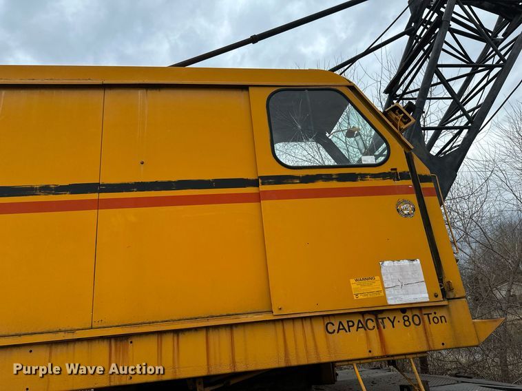 image for item EN3028 1986 American 7450 crane