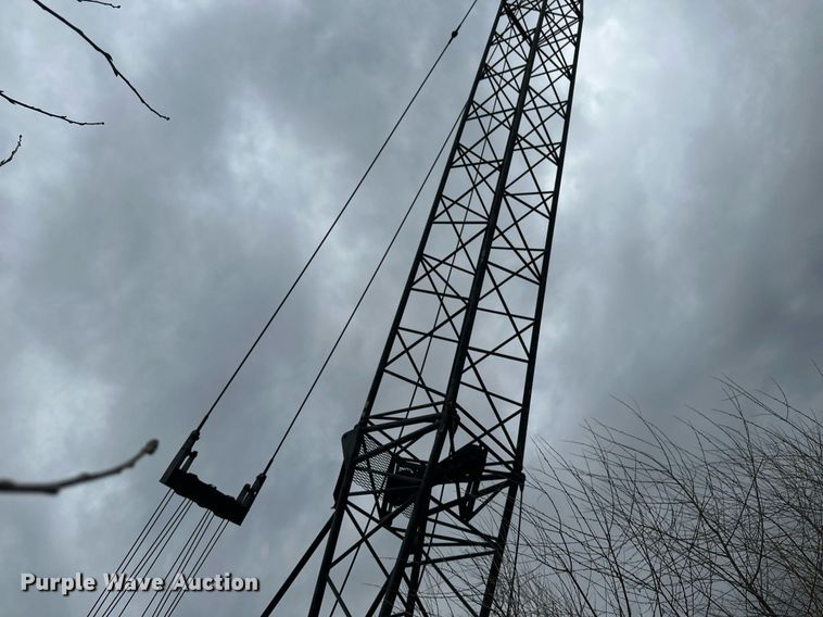 image for item EN3028 1986 American 7450 crane