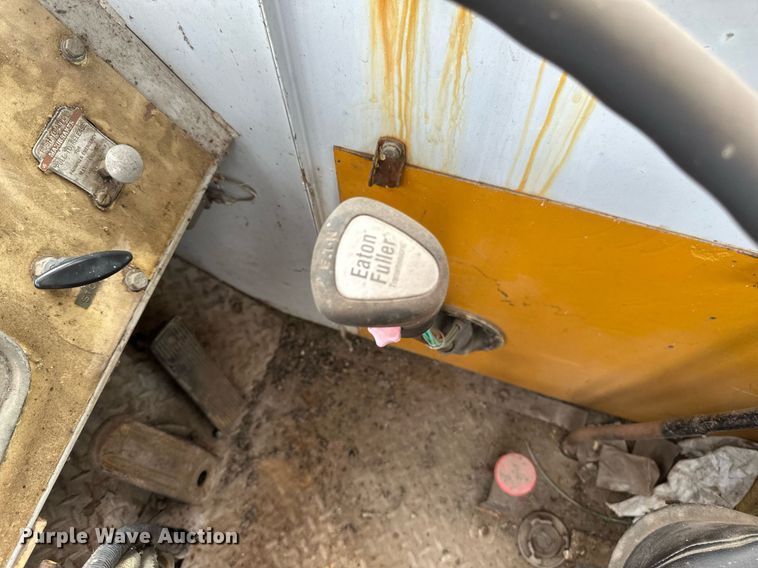 image for item EN3028 1986 American 7450 crane