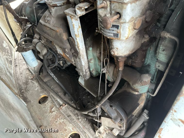 image for item EN3028 1986 American 7450 crane