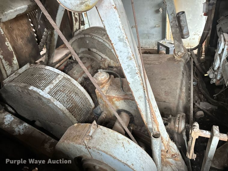 image for item EN3028 1986 American 7450 crane