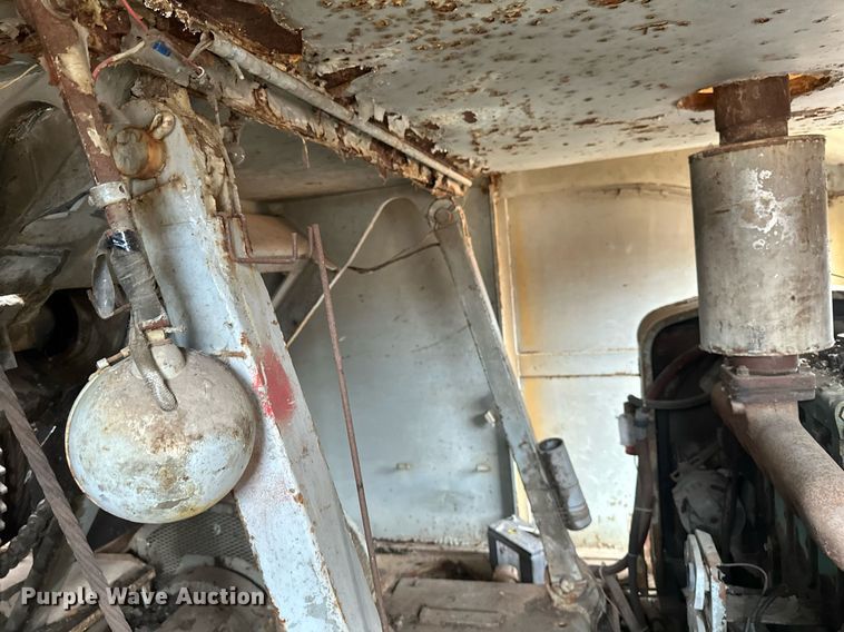 image for item EN3028 1986 American 7450 crane