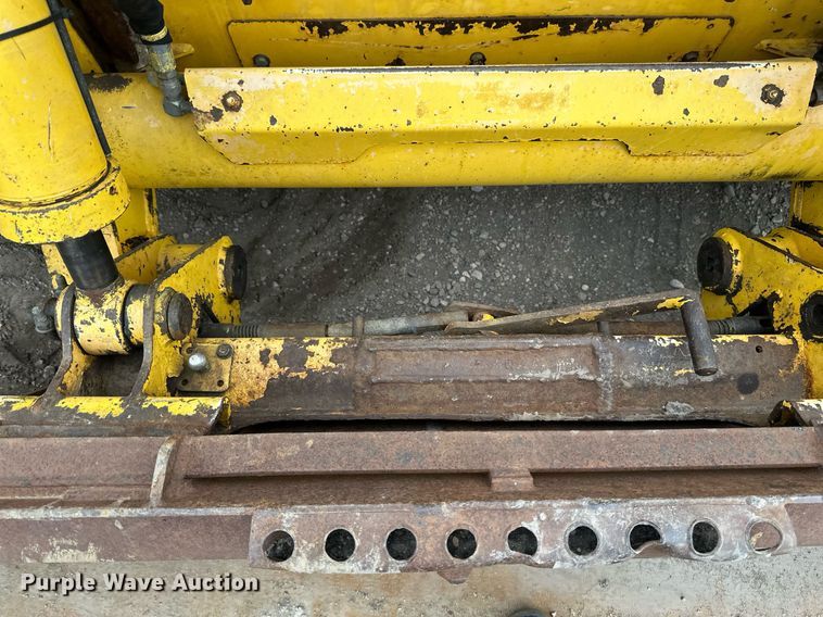 image for item EN3030 2005 Gehl 7810 skid steer loader