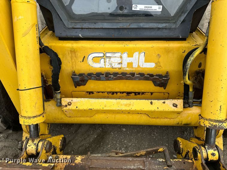 image for item EN3030 2005 Gehl 7810 skid steer loader