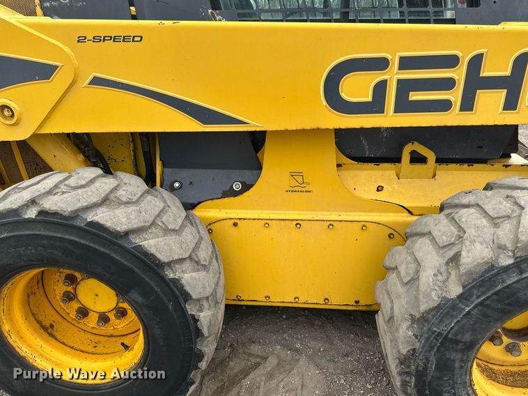 image for item EN3030 2005 Gehl 7810 skid steer loader